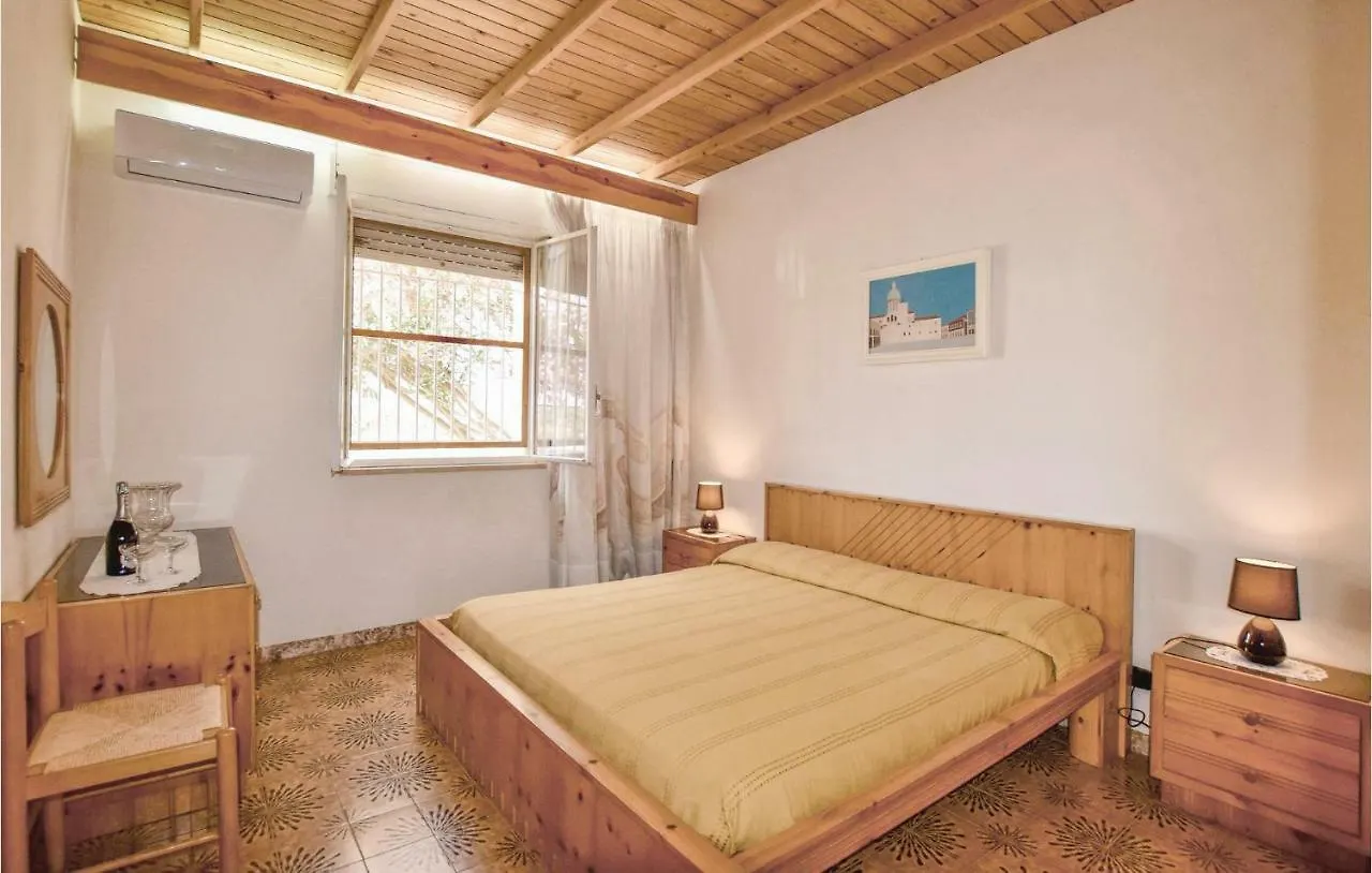 Holiday home Villa Ibiscus Comiso Italy